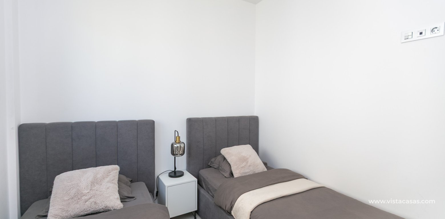 Sale - Villa - Villamartin