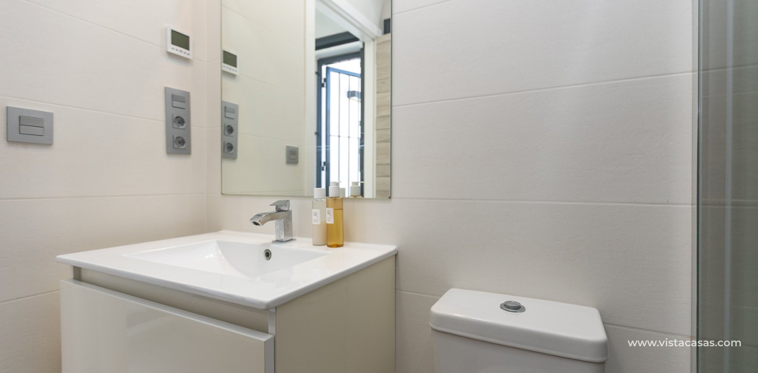 Sale - Villa - Villamartin