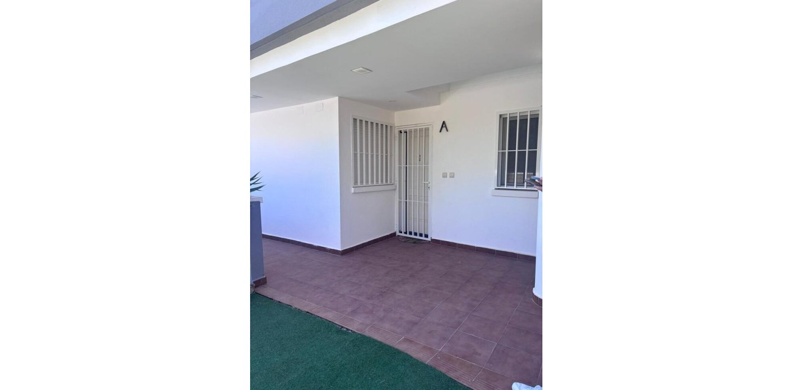 Resale - Apartment - Villamartin