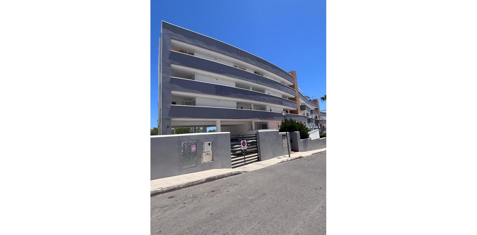 Resale - Apartment - Villamartin