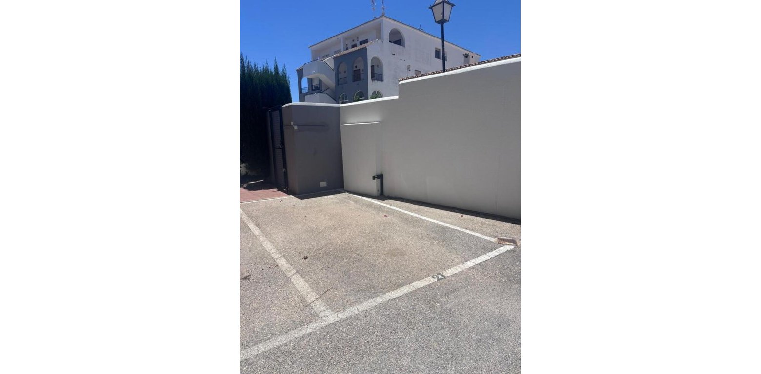 Resale - Apartment - Villamartin