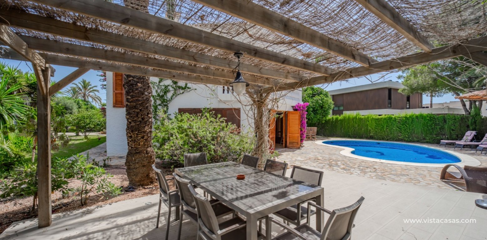 Resale - Villa - Cabo Roig