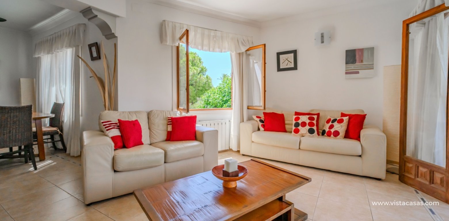 Resale - Villa - Cabo Roig