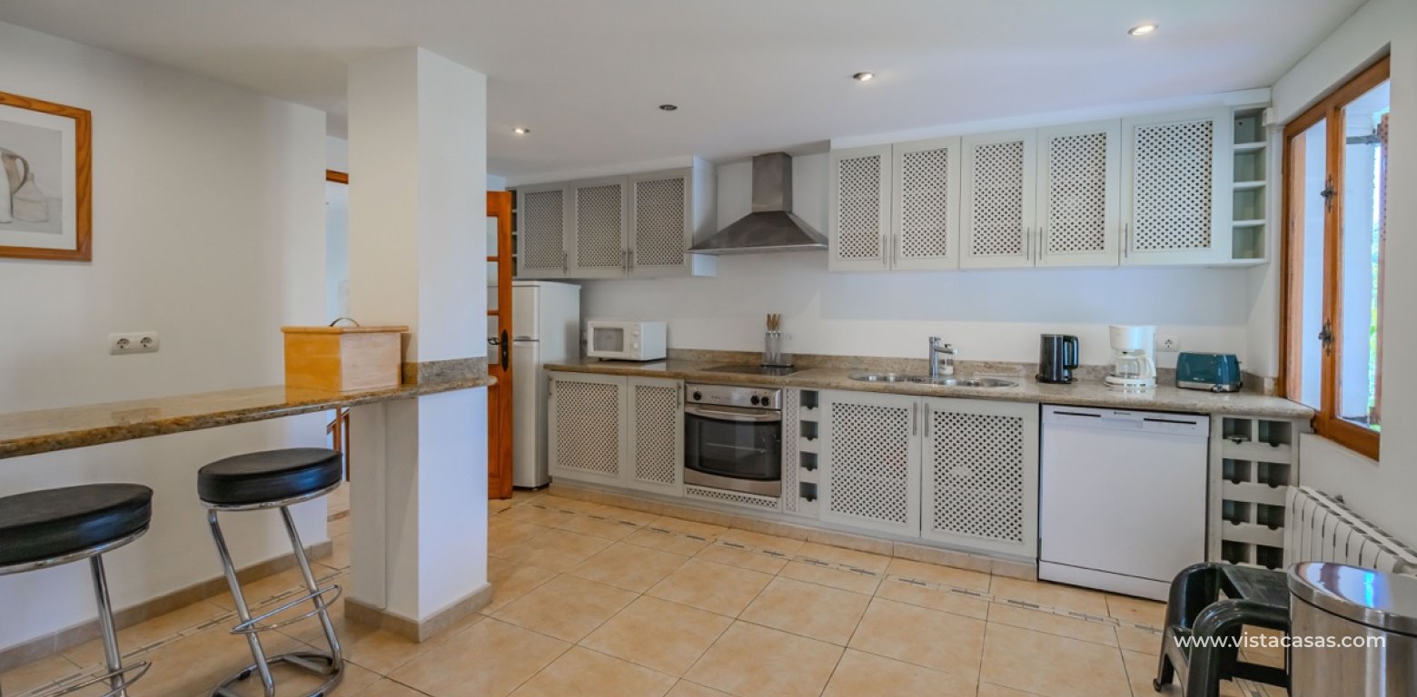 Resale - Villa - Cabo Roig