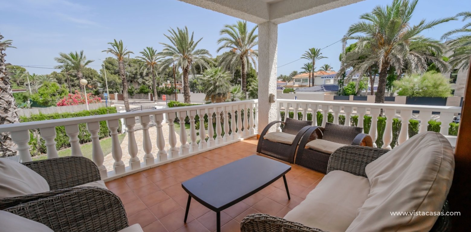 Resale - Villa - Cabo Roig