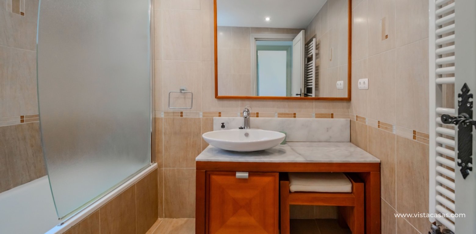 Resale - Villa - Cabo Roig