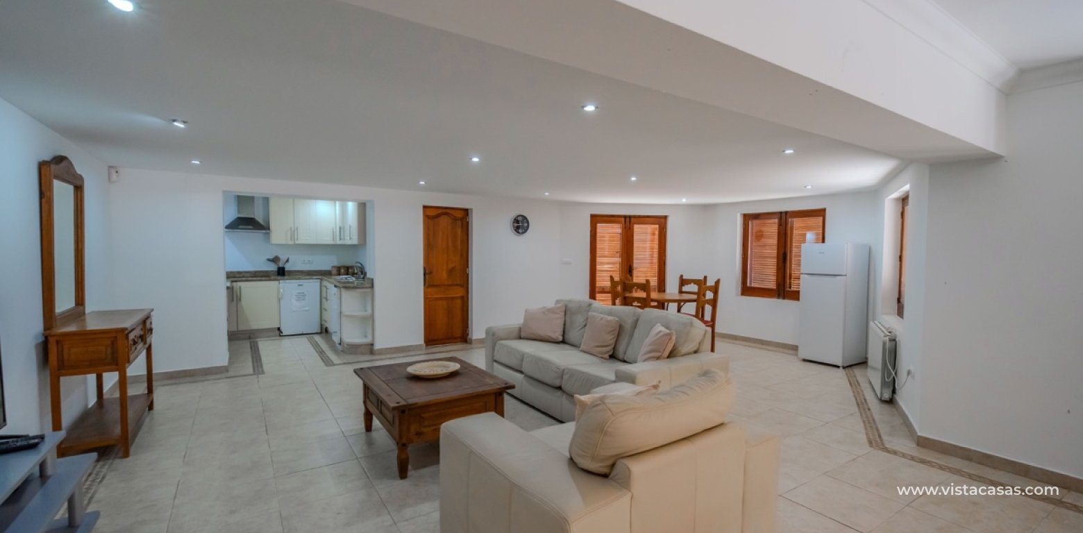 Resale - Villa - Cabo Roig