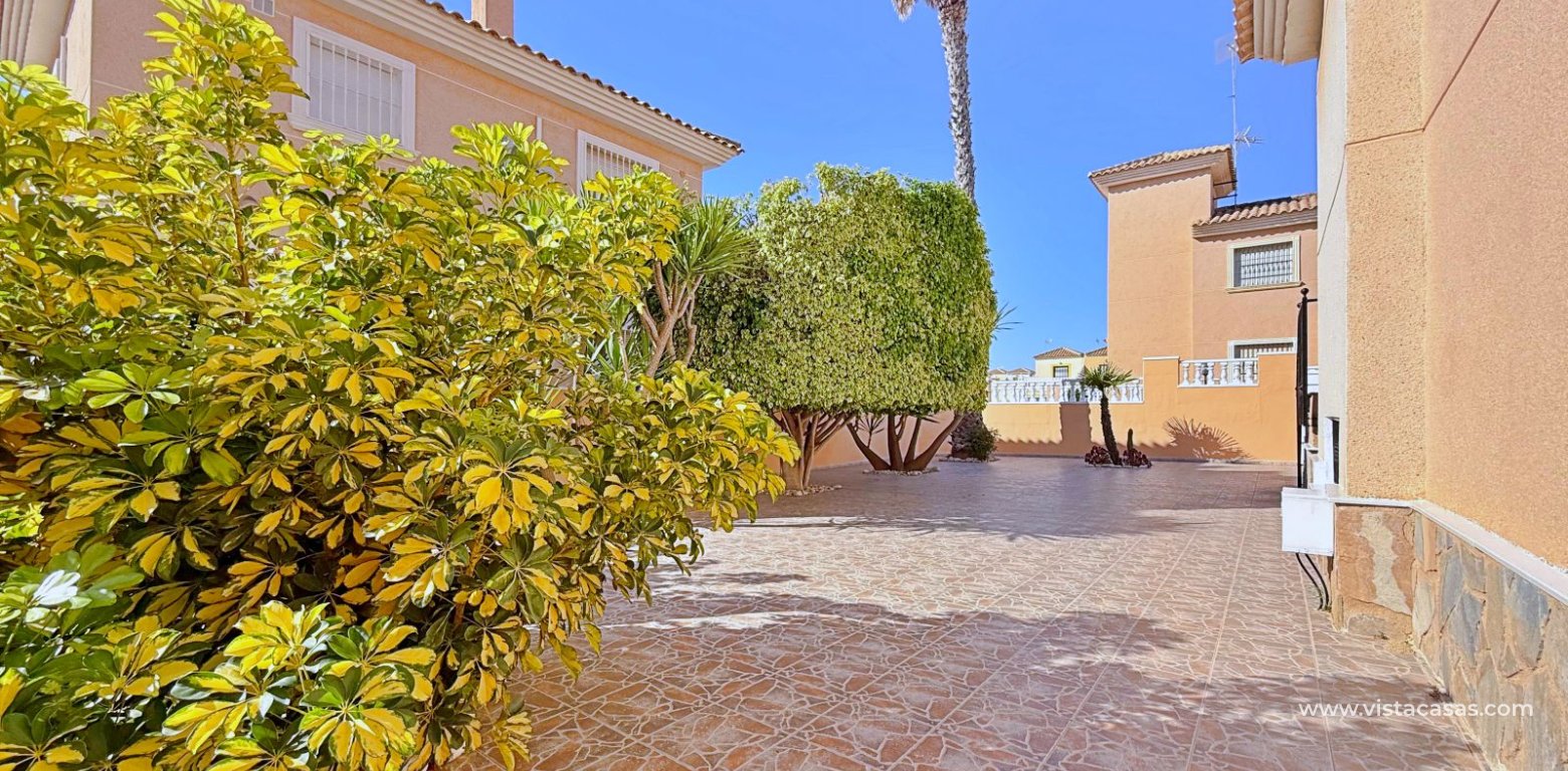 Sale - Villa - Punta Prima