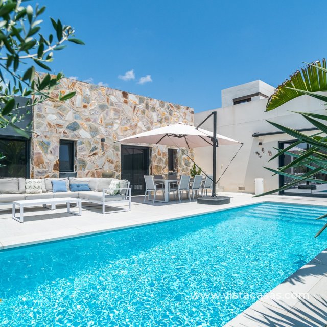 Villa - Resale - Algorfa - La Finca Golf Resort