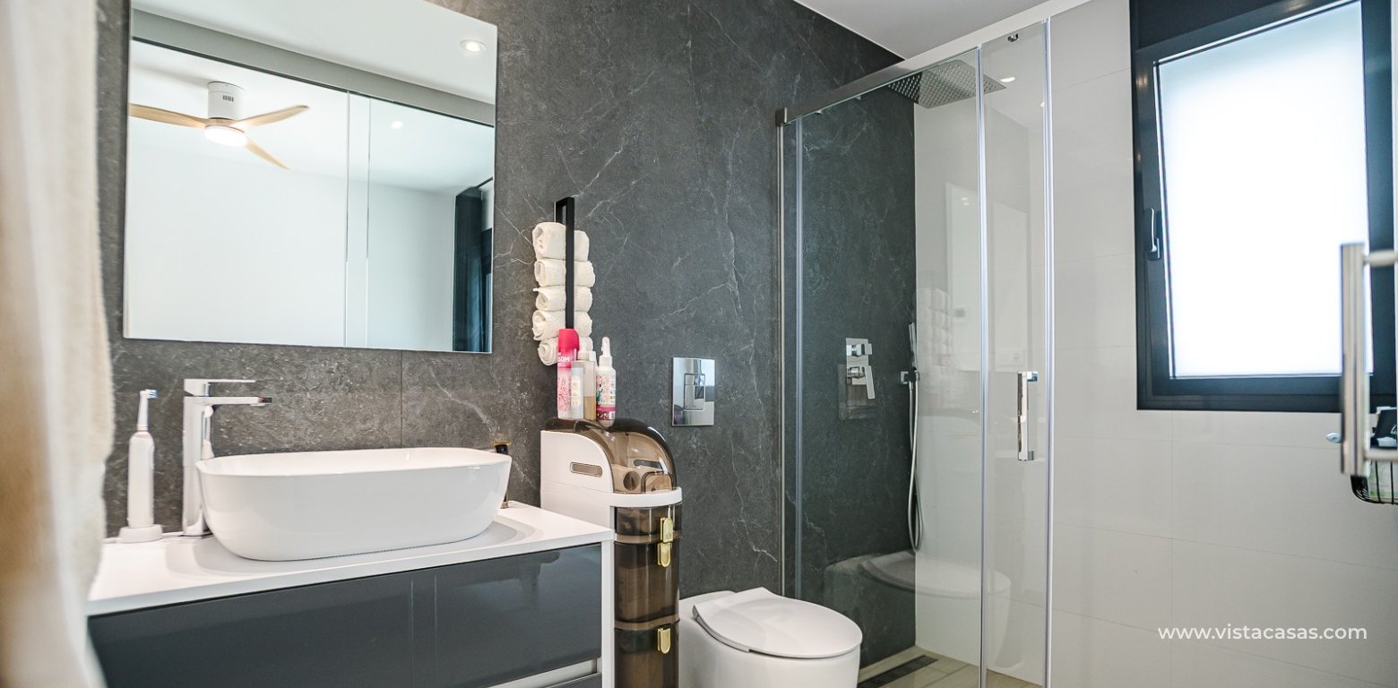 Resale - Villa - Algorfa - La Finca Golf Resort