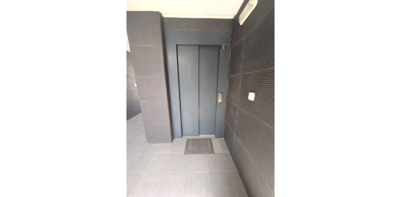 Resale - Apartment - Villamartin - Los Dolses