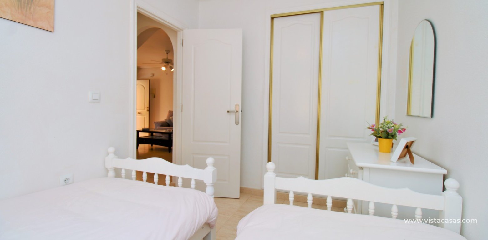South-East Quad House Opposite Pool in Villamartin Inspiración 2 Pau 8 twin bedroom fitted wardrobes