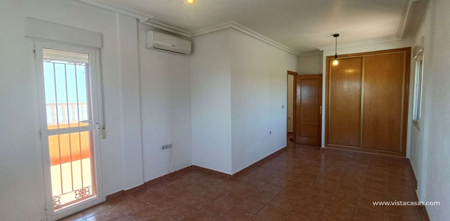 Resale - Villa - Cabo Roig