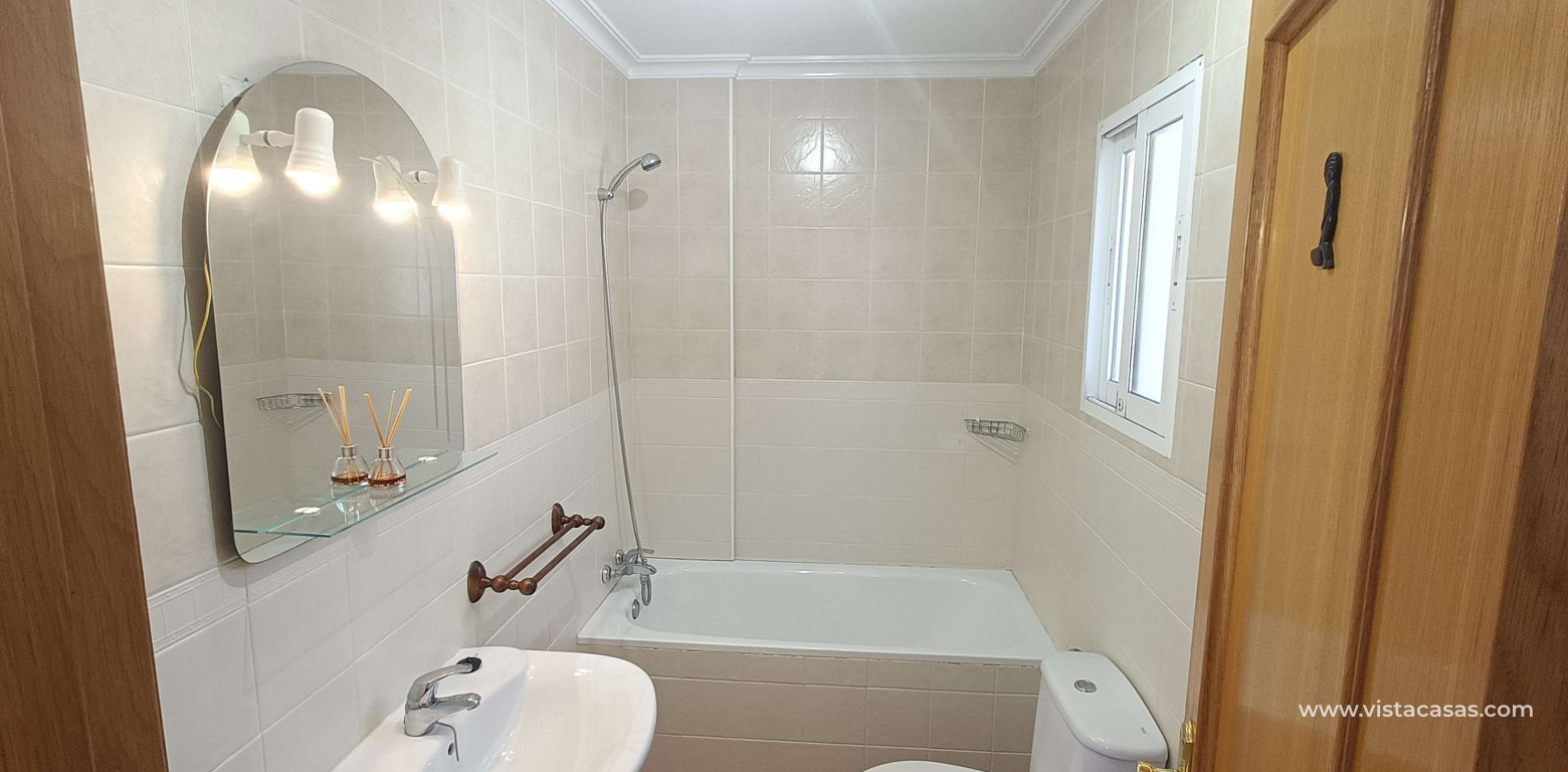 Resale - Villa - Cabo Roig