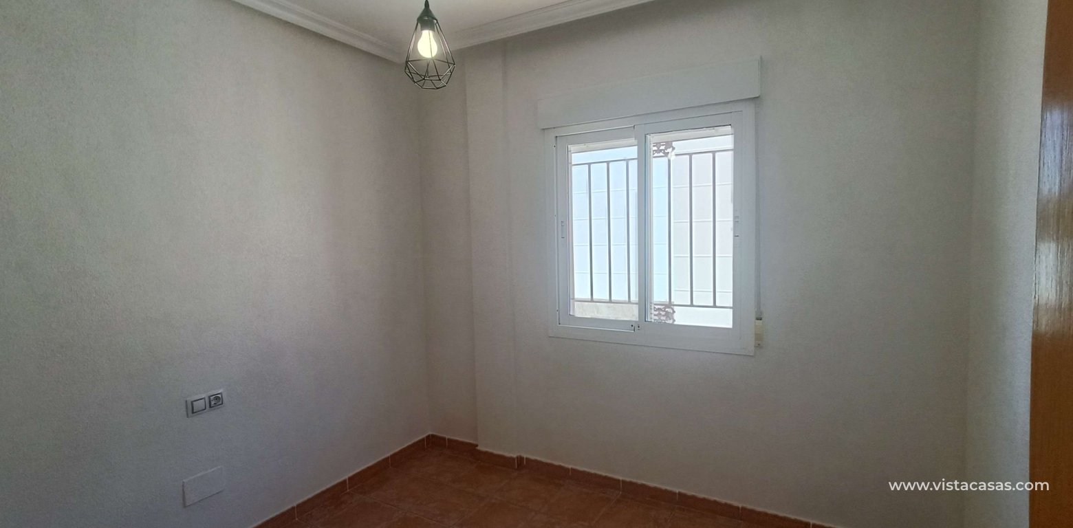Resale - Villa - Cabo Roig