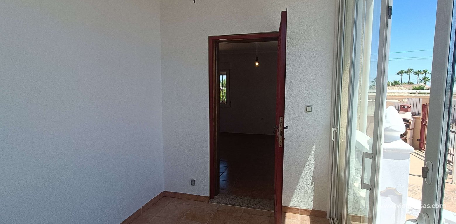Resale - Villa - Cabo Roig