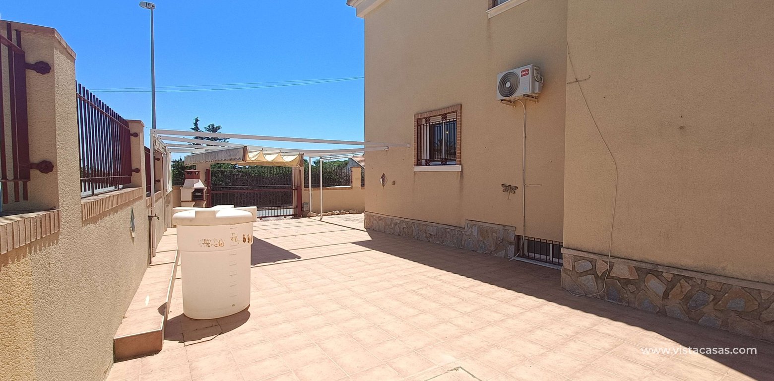Resale - Villa - Cabo Roig