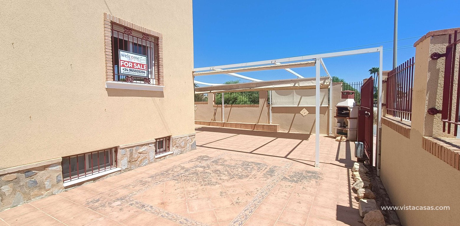 Resale - Villa - Cabo Roig