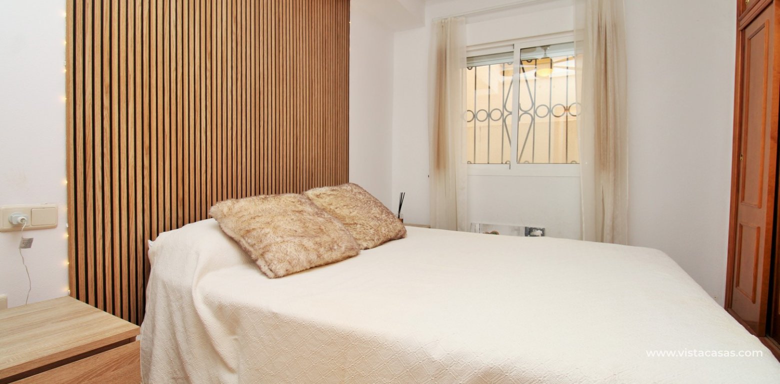 Ground Floor Apartment  For Sale in R1 La Ciñuelica Punta Prima master bedroom