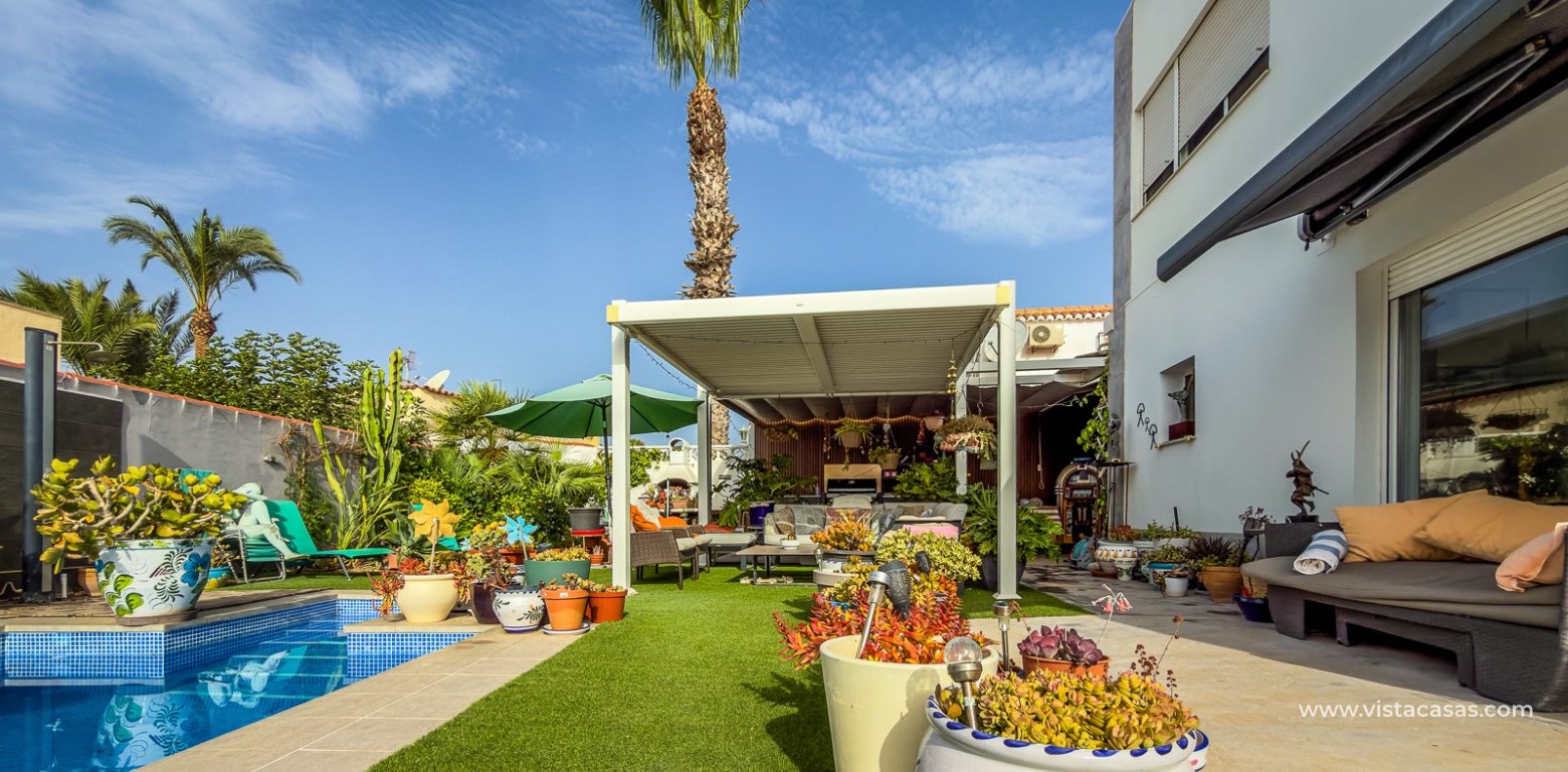 Resale - Villa - Torrevieja - Torretas