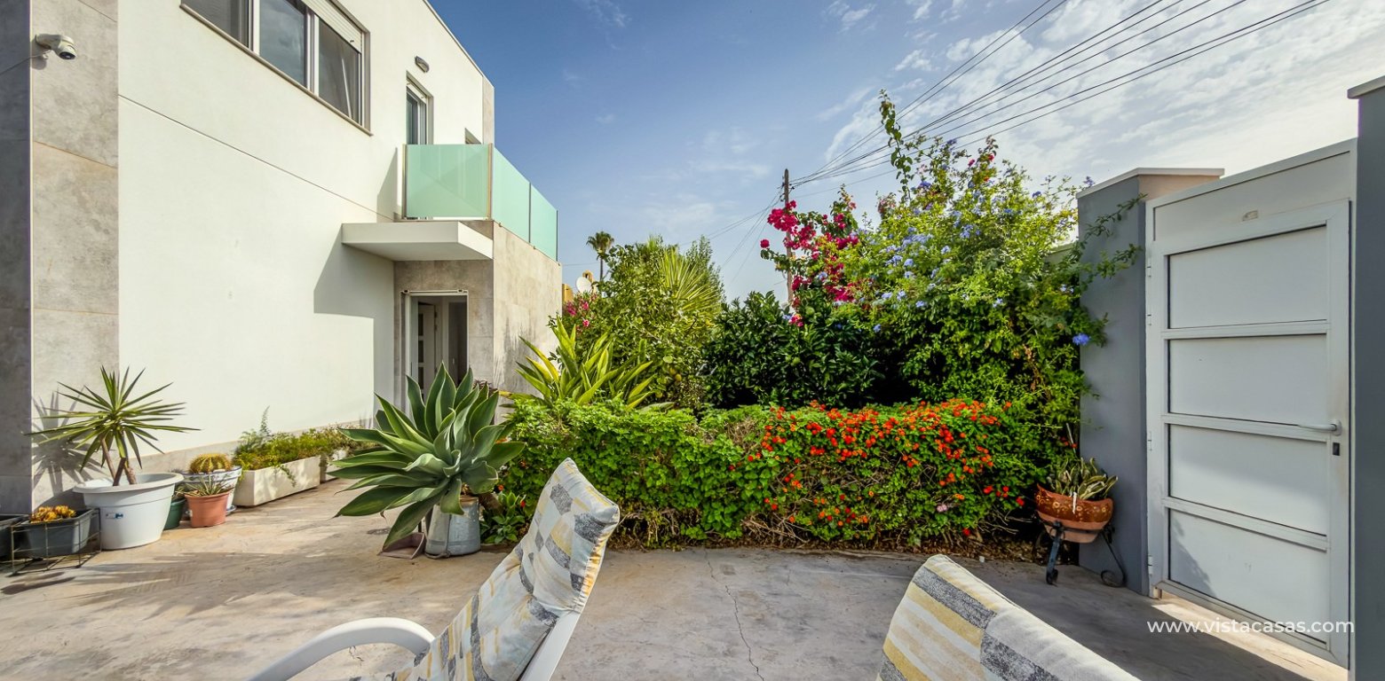 Resale - Villa - Torrevieja - Torretas