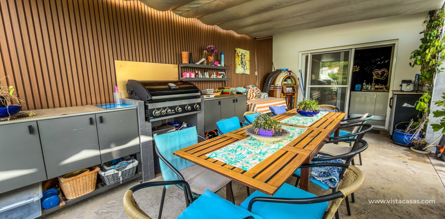 Resale - Villa - Torrevieja - Torretas
