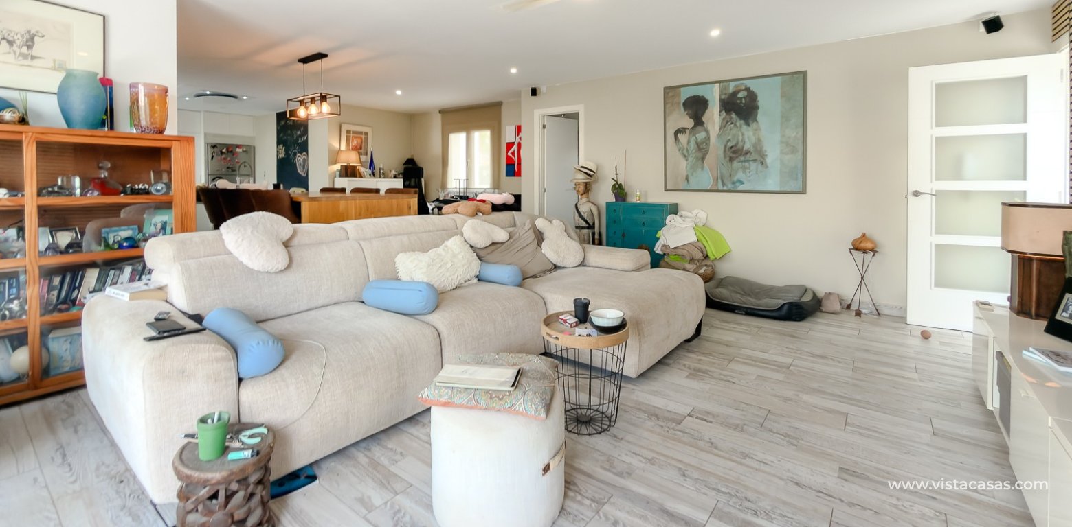 Resale - Villa - Torrevieja - Torretas