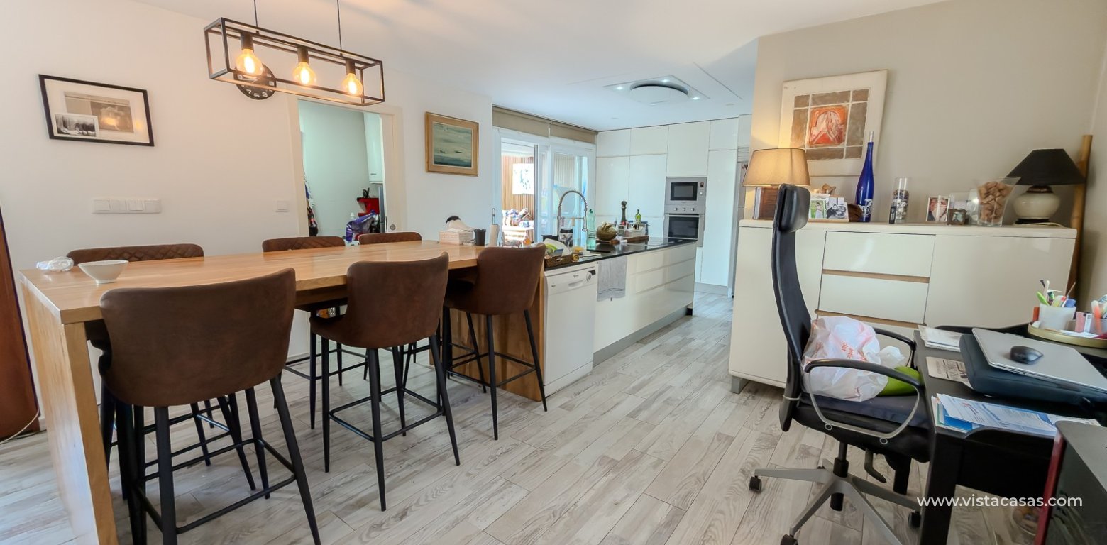 Resale - Villa - Torrevieja - Torretas