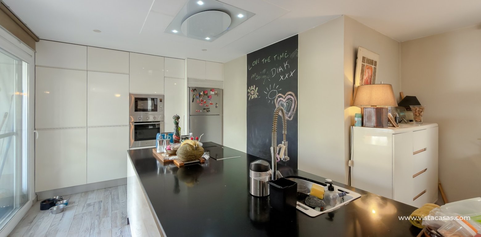 Resale - Villa - Torrevieja - Torretas