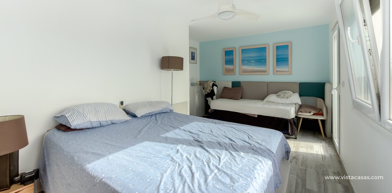 Resale - Villa - Torrevieja - Torretas