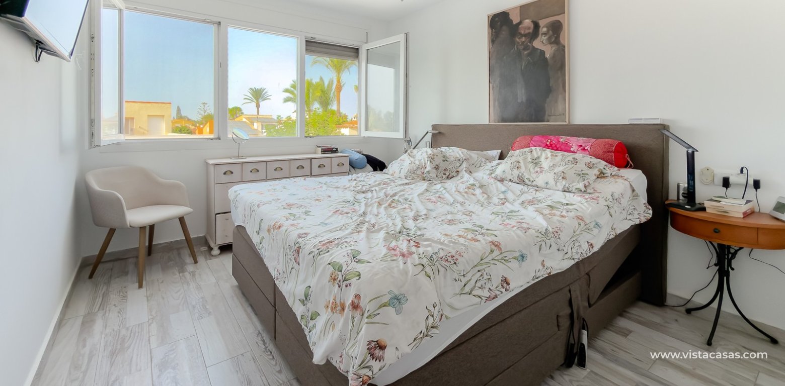 Resale - Villa - Torrevieja - Torretas