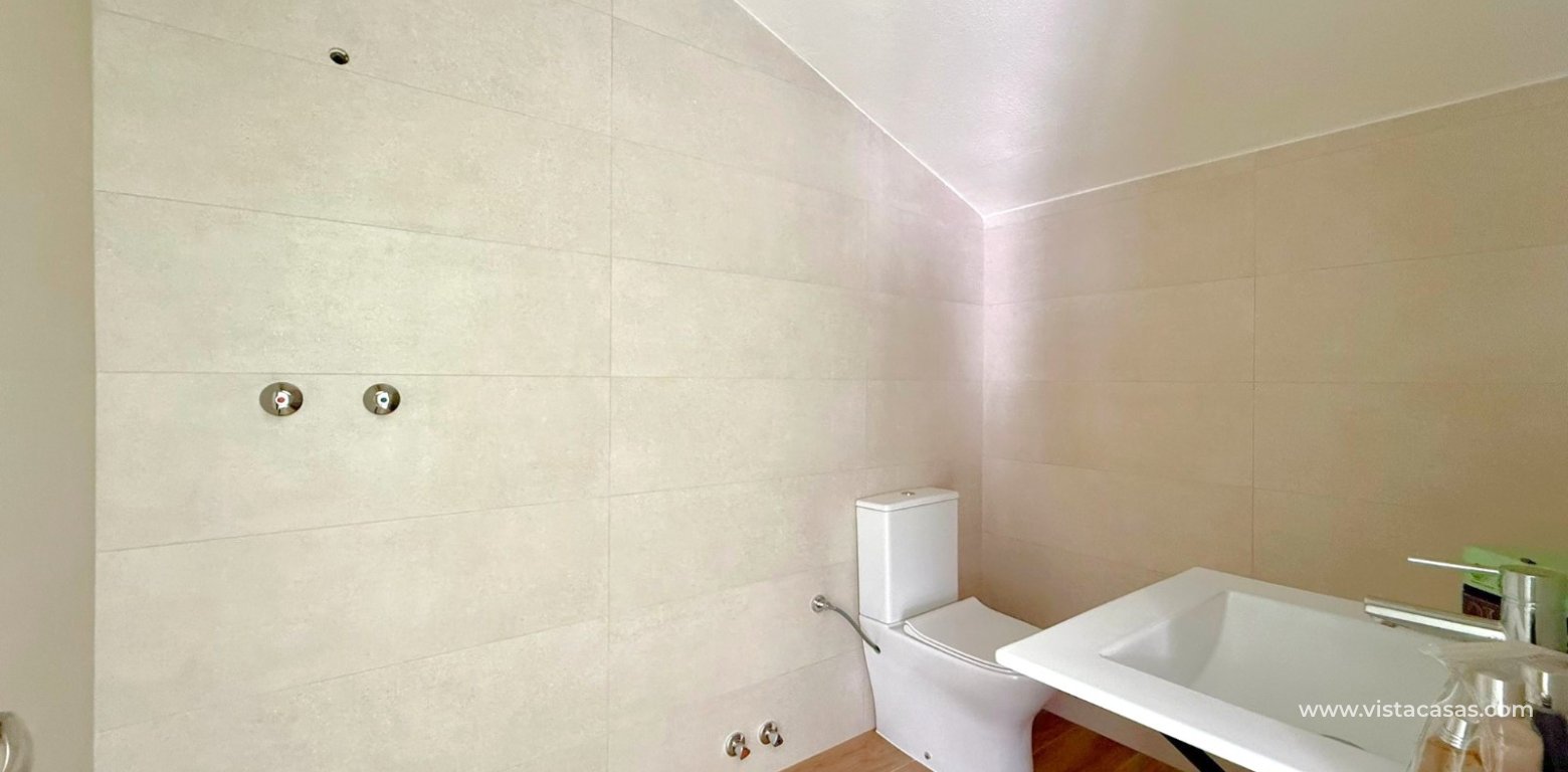 Resale - Townhouse - Villamartin