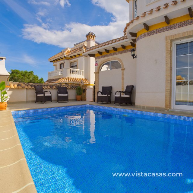 Villa - Resale - Torrevieja - Torrevieja