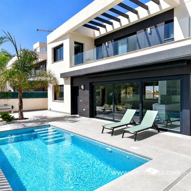 Villa - Resale - Algorfa - La Finca Golf Resort