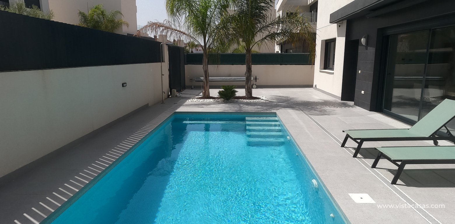 Resale - Villa - Algorfa - La Finca Golf Resort
