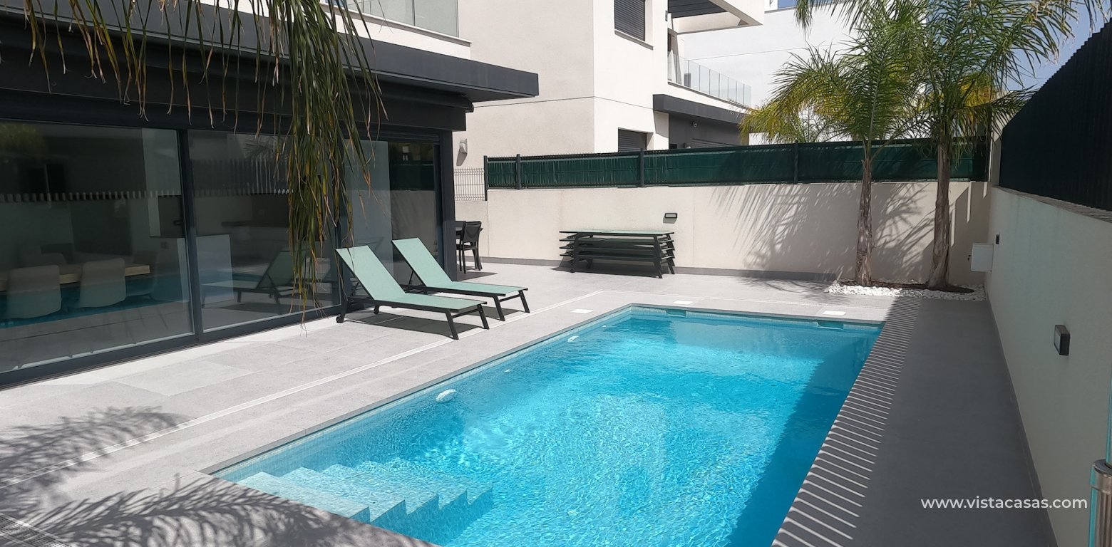 Resale - Villa - Algorfa - La Finca Golf Resort