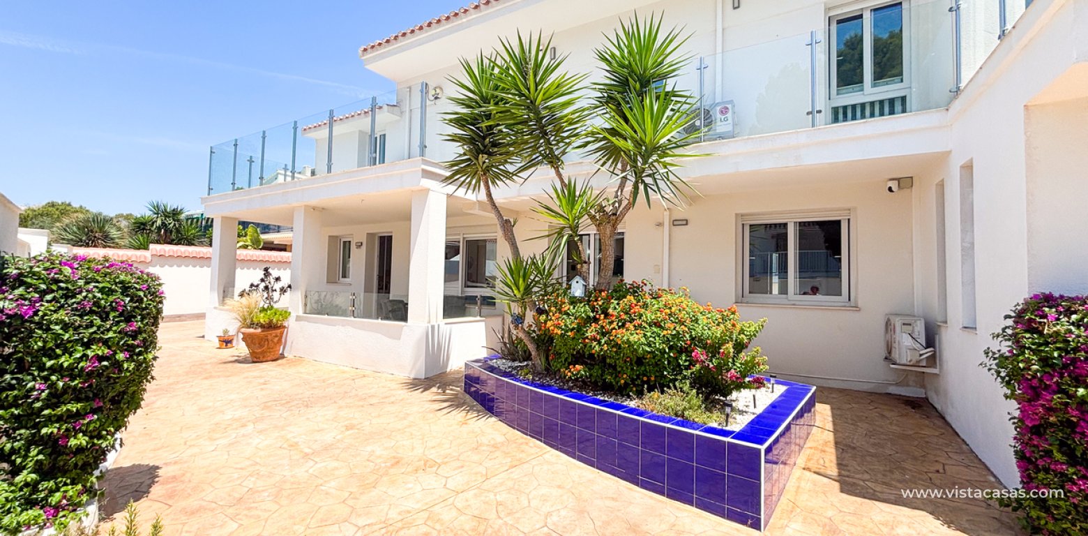 Sale - Villa - Campoamor