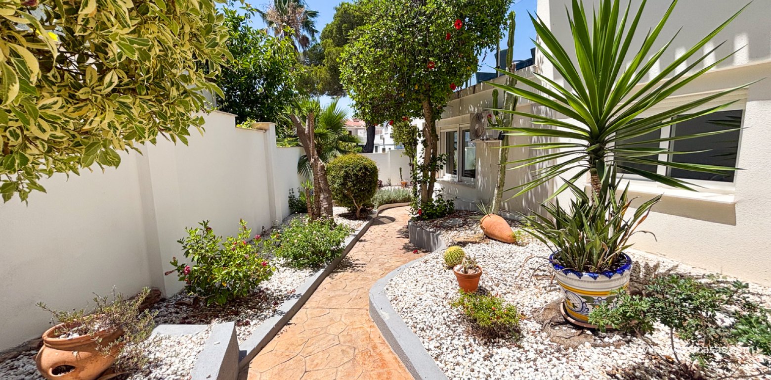 Sale - Villa - Campoamor