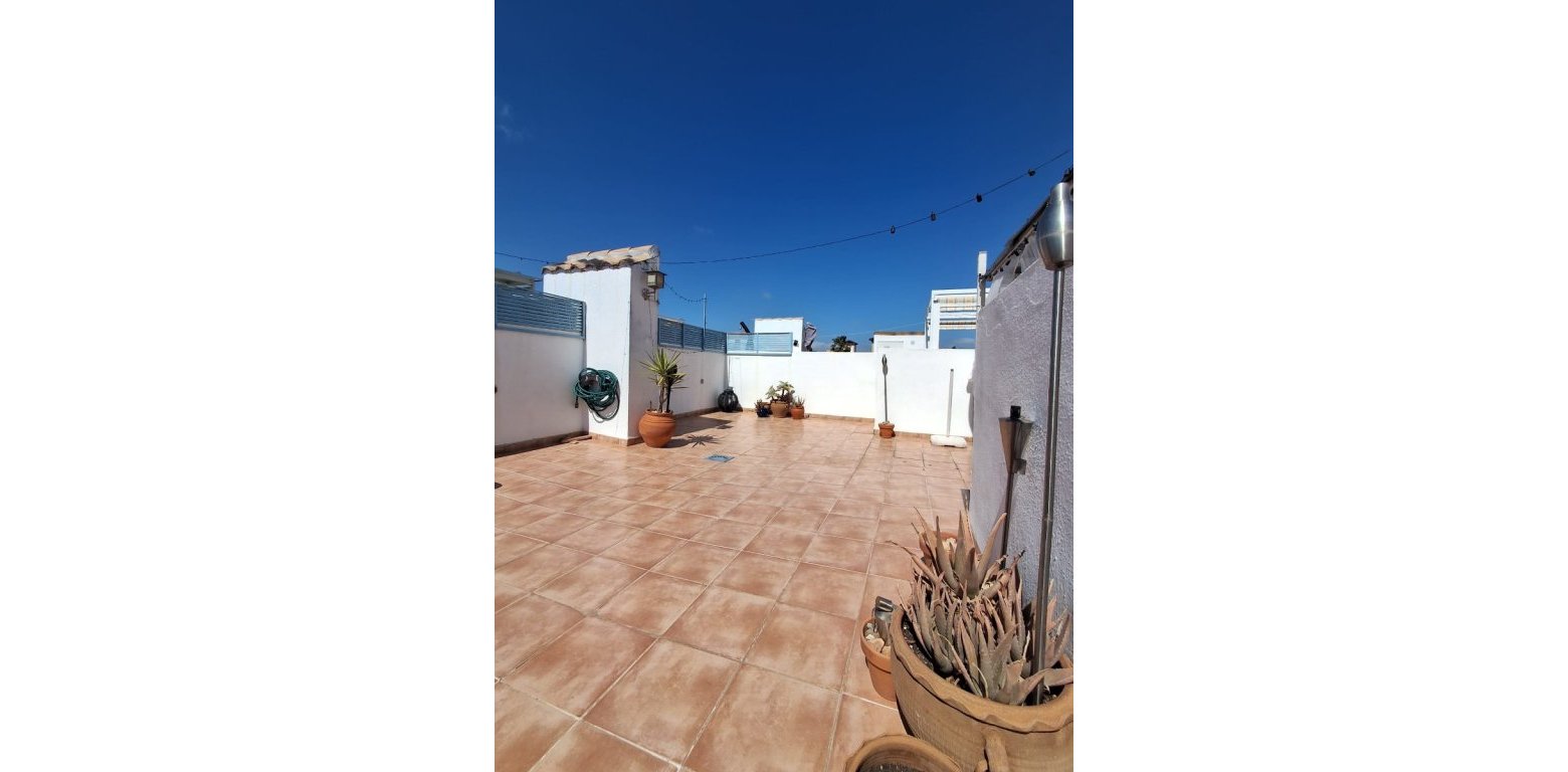 Resale - Apartment - Villamartin