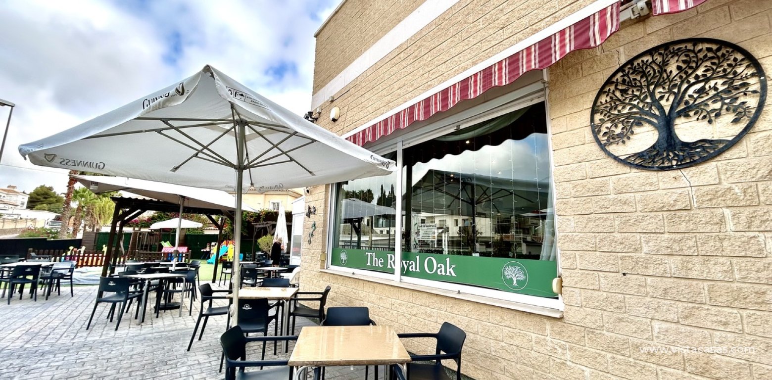 Sale - Commercieel - Villamartin