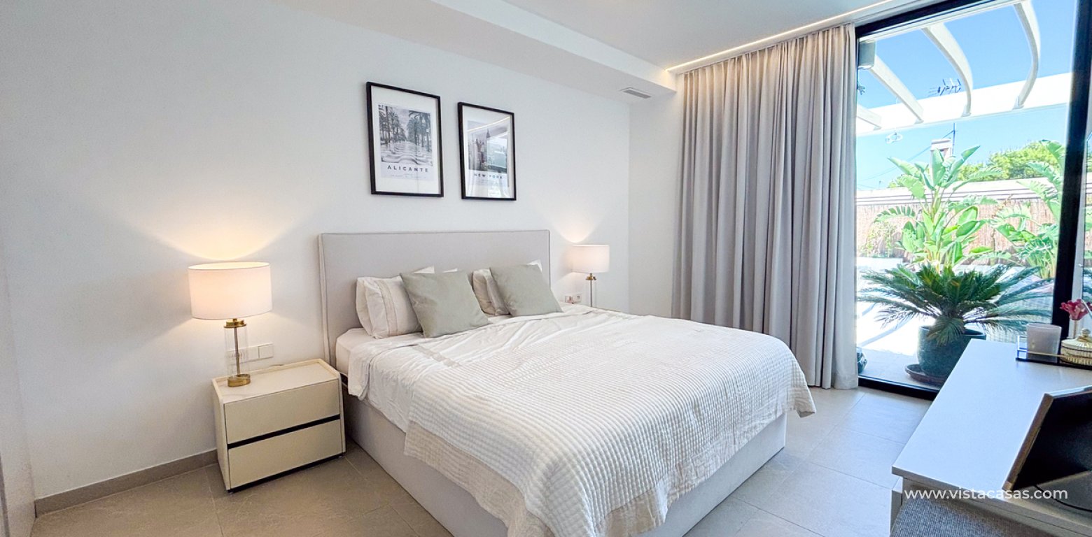 Sale - Villa - Cabo Roig