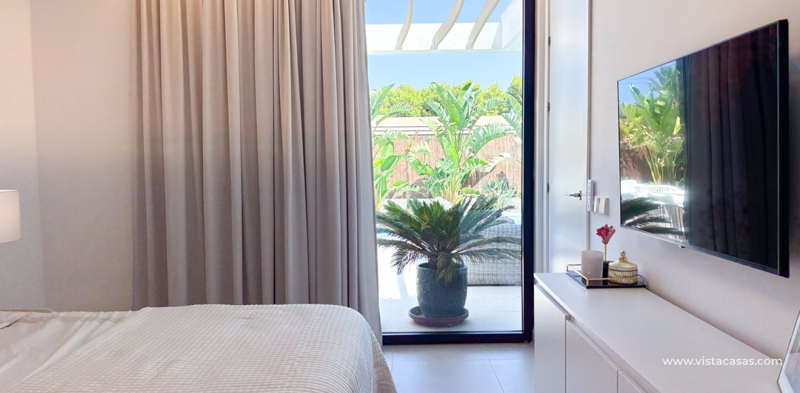 Sale - Villa - Cabo Roig