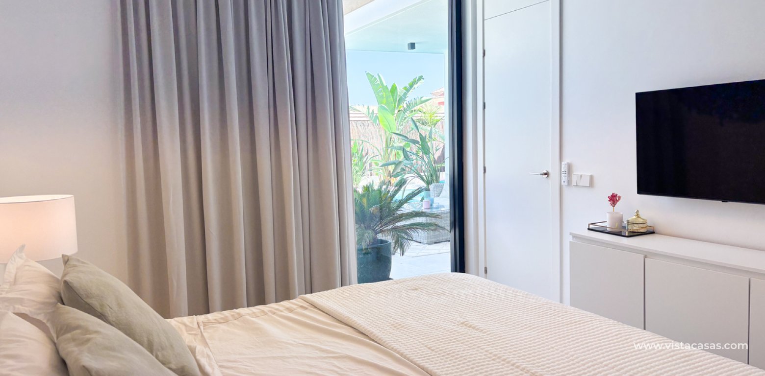 Sale - Villa - Cabo Roig