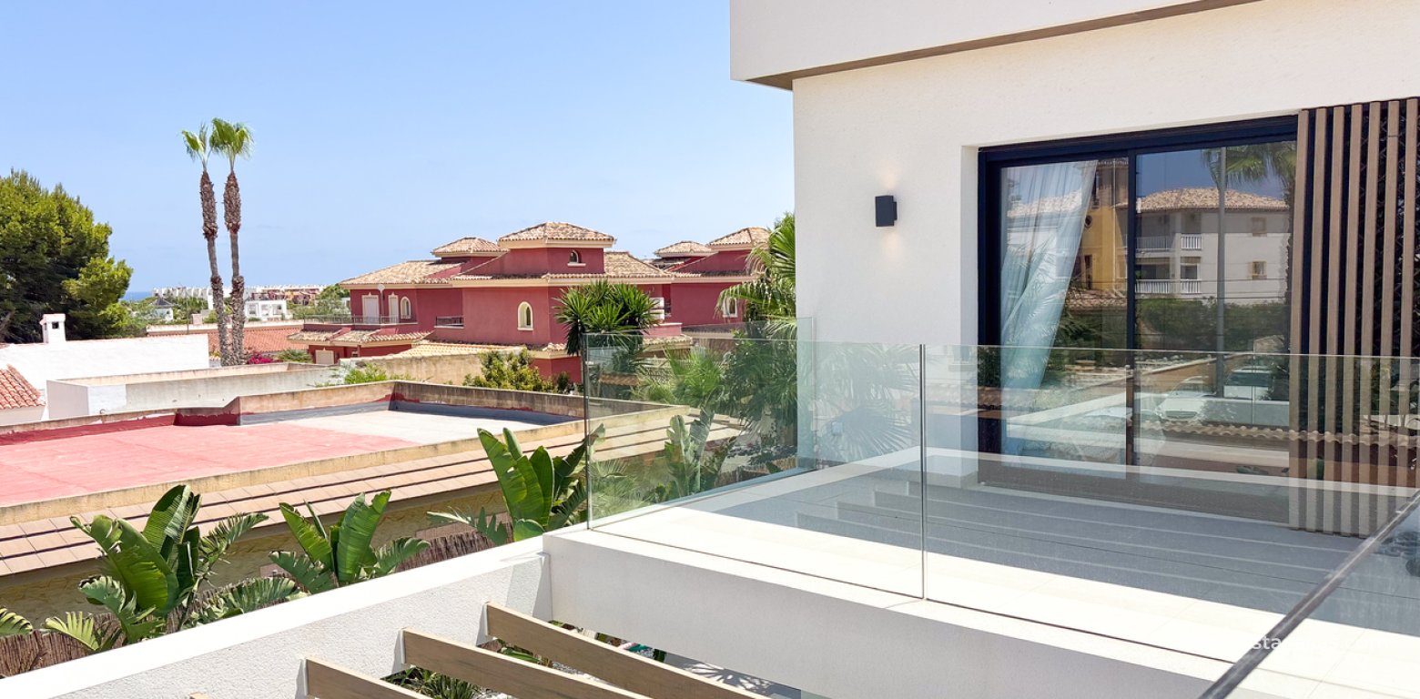 Sale - Villa - Cabo Roig