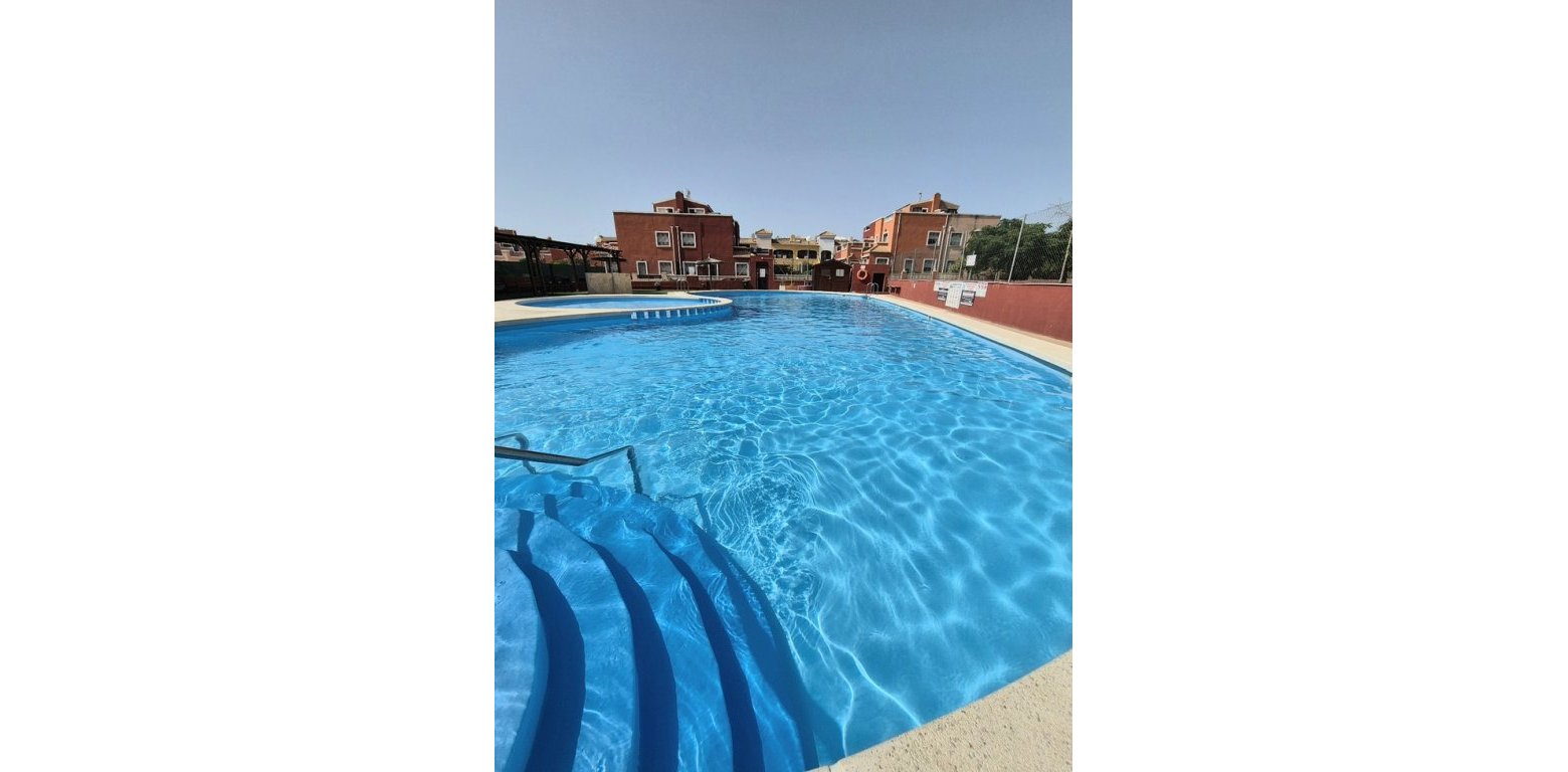 Venta - Townhouse - Los Montesinos