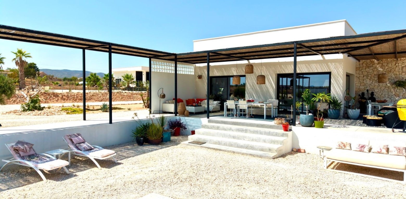Sale - Villa - Pinoso