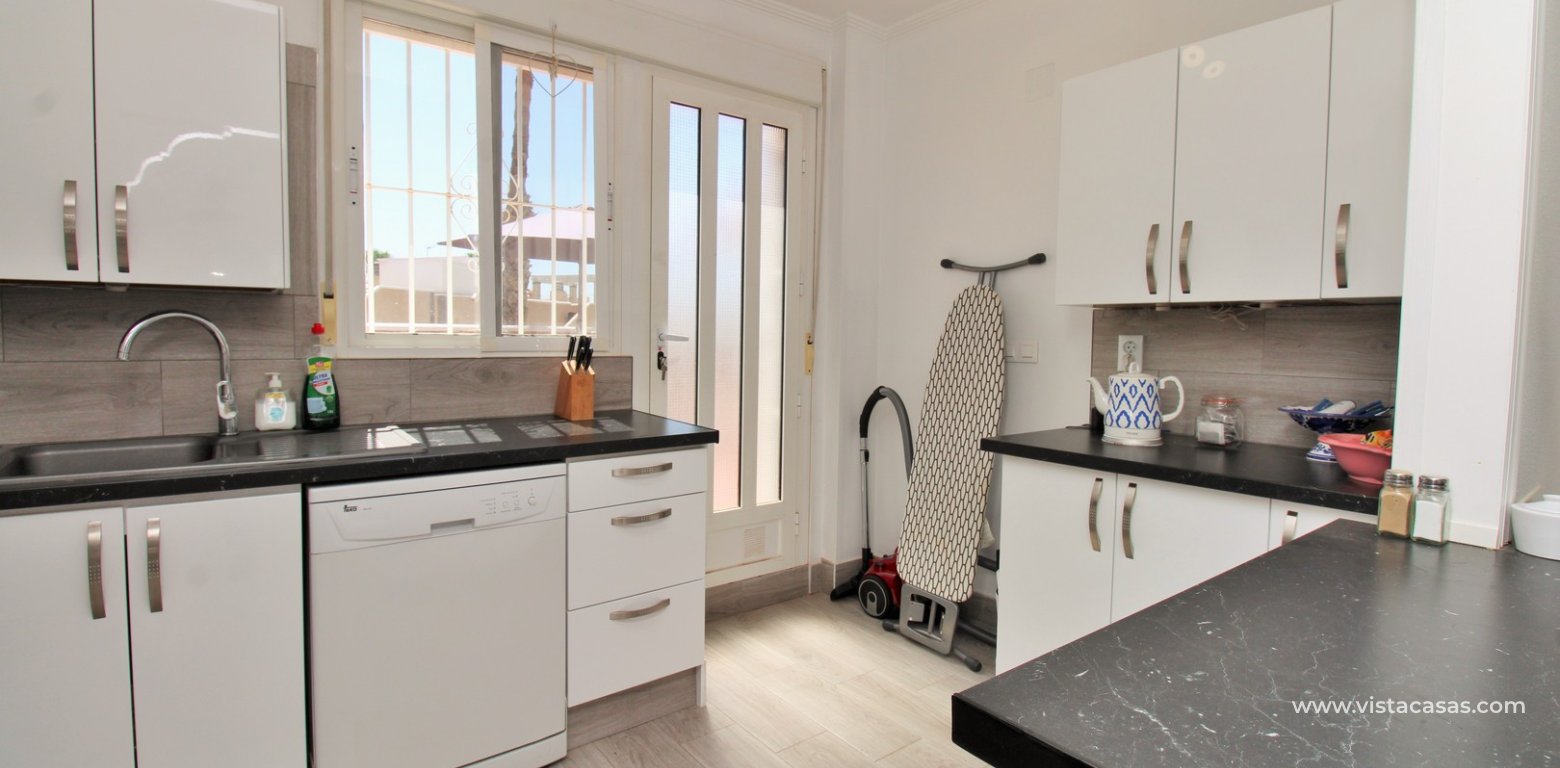 Renovated Penthouse in Las Violetas Villamartin kitchen 3
