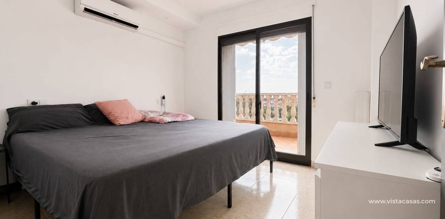 Resale - Villa - Villamartin