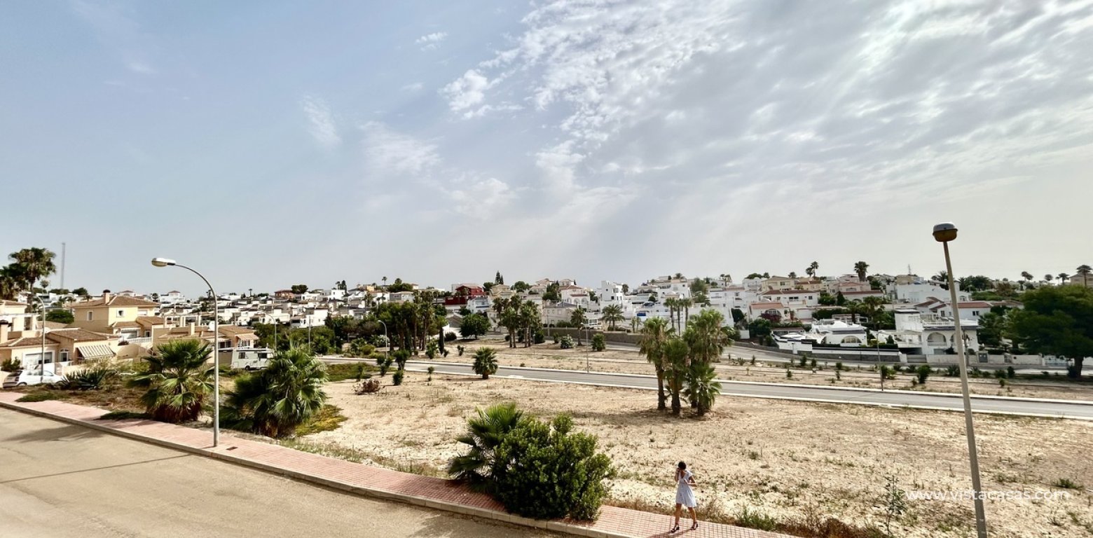 Resale - Villa - Villamartin