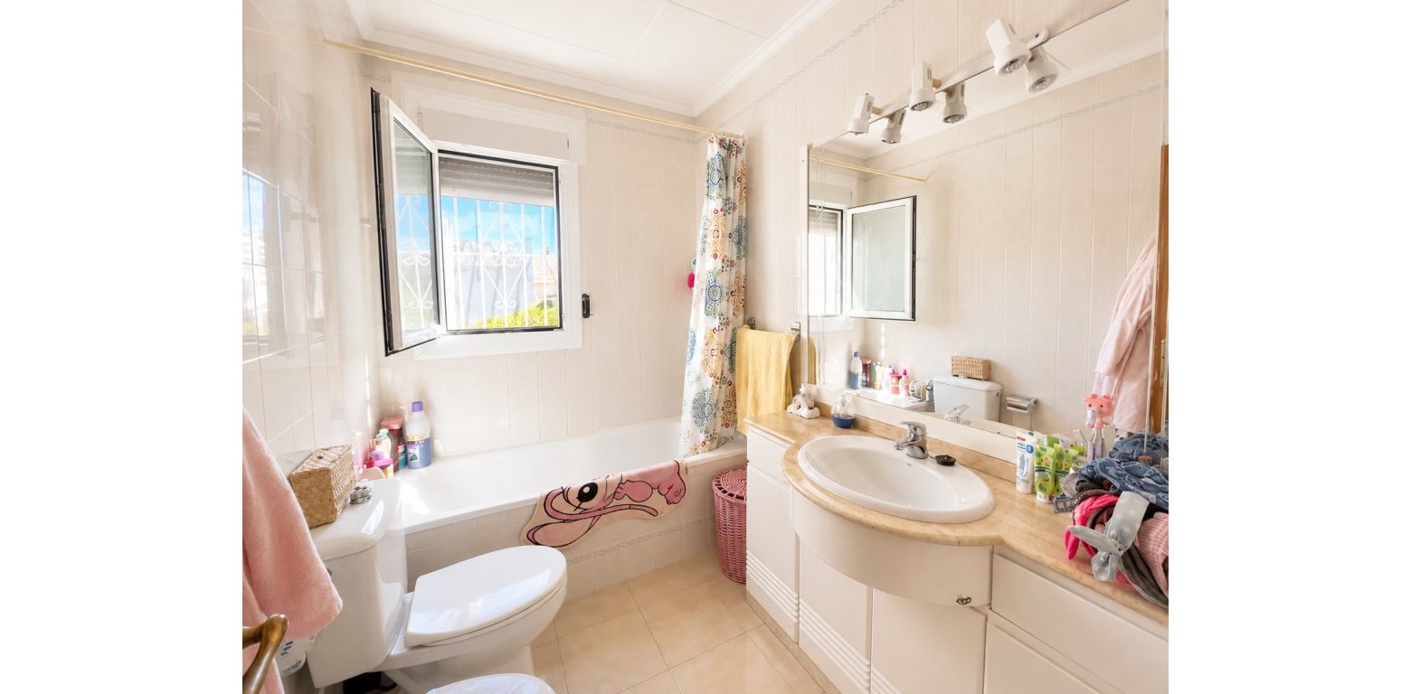 Wtórny - Villa - Torrevieja - La Siesta